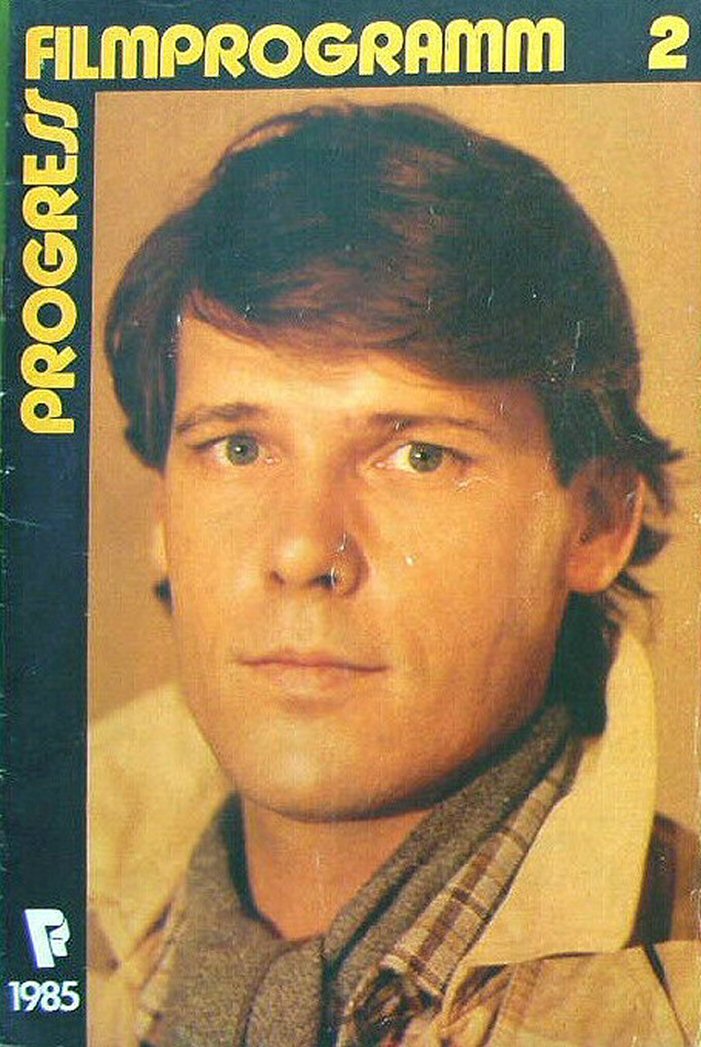 PROGRESS FILM PROGRAMM (1970s-90s) magazine side cover Issue 2  January 1985